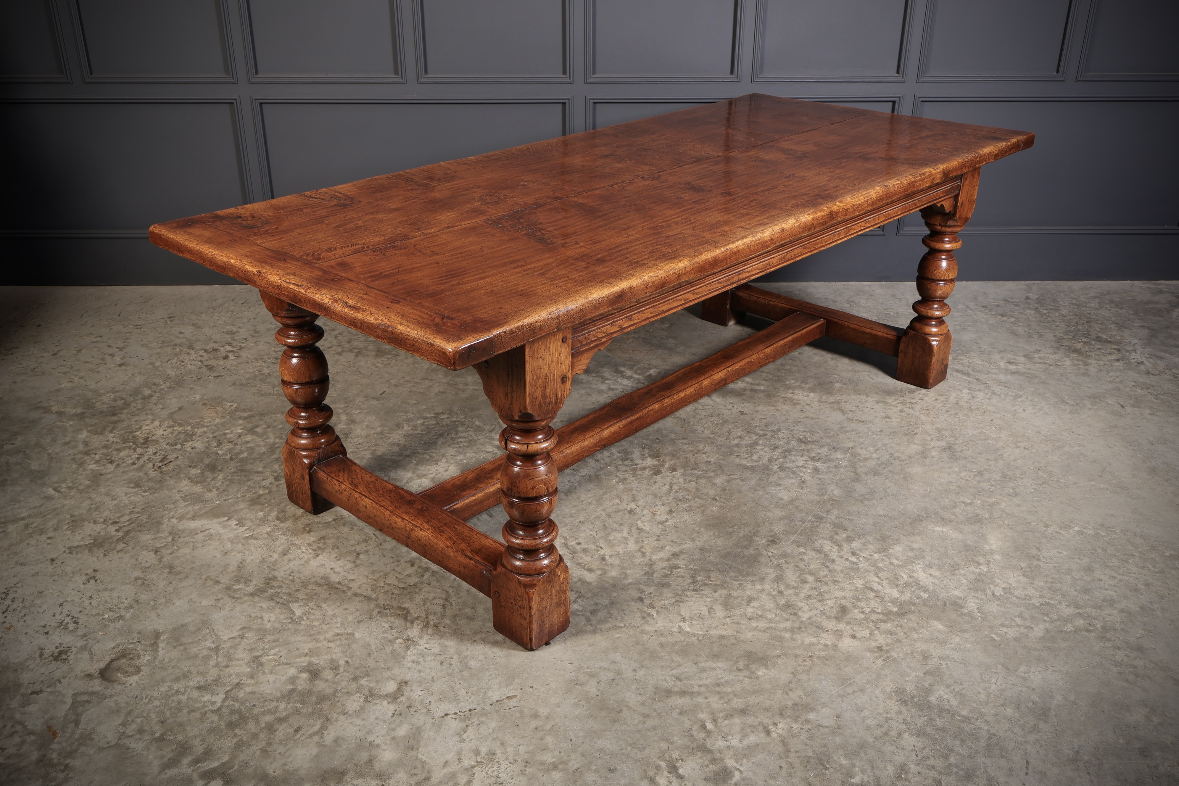 Superb Large Pippy Oak Refectory Dining Table Antique dining Antique Furniture 16